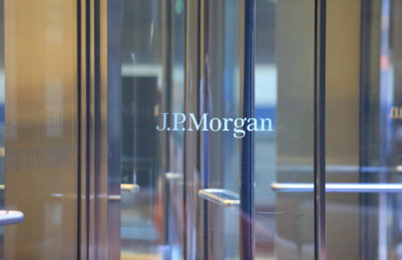 JP Morgan führt erste DeFi-Transaktion auf öffentlicher Blockchain durch JP Morgan führt erste DeFi-Transaktion auf öffentlicher Blockchain durch