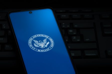 Altcoins aufgrund von SEC-Klagen im freien Fall Altcoins aufgrund von SEC-Klagen im freien Fall