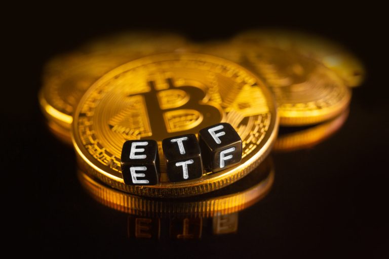 SEC verschiebt Entscheidung über Spot-basierten Bitcoin-ETF SEC verschiebt Entscheidung über Spot-basierten Bitcoin-ETF