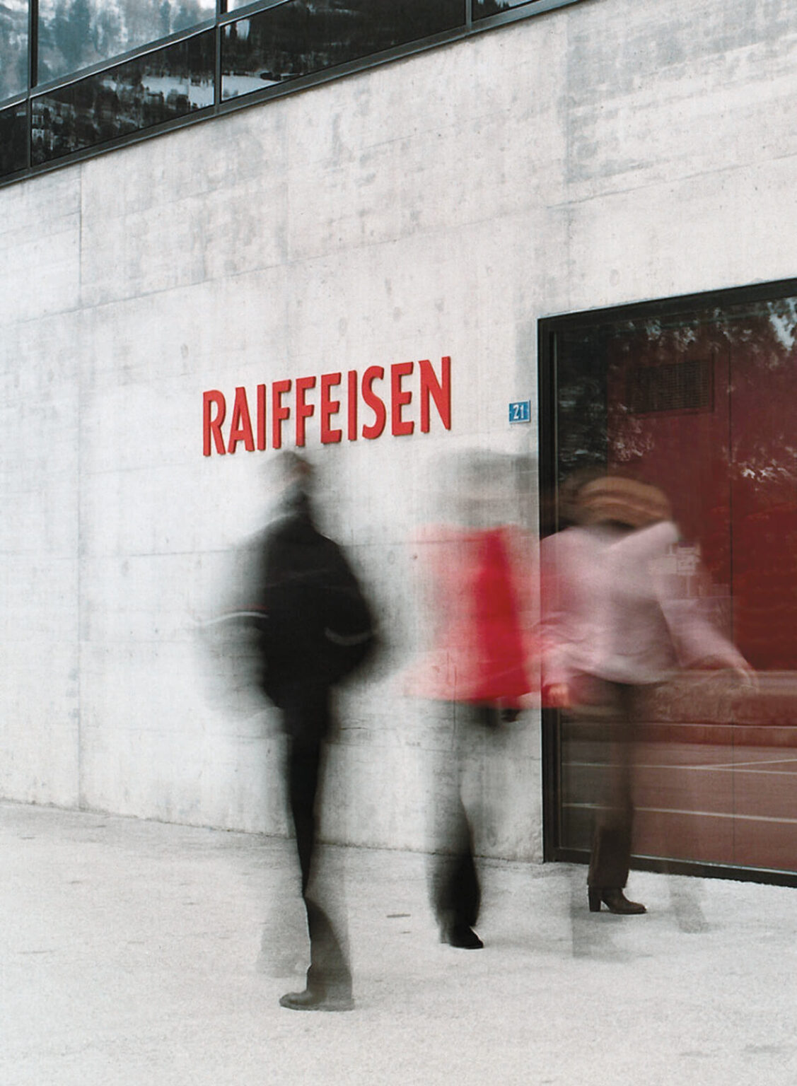 Raiffeisen Schweiz tritt der SDX bei