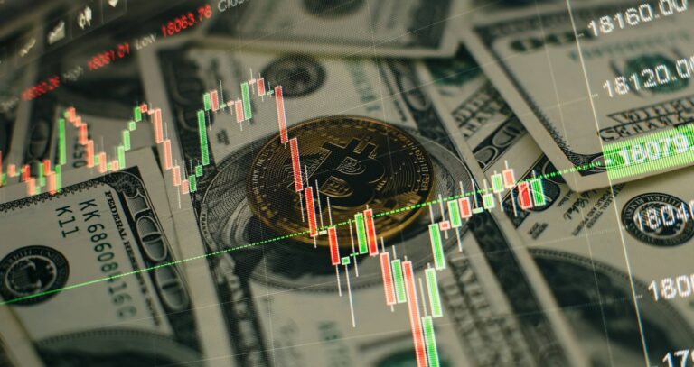 Sell the News: Bitcoin-Kurs fällt nach ETF-Zulassung Bitcoin Spot ETF trading in USA