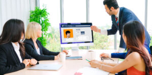 Wie Konzerne NFTs zur Förderung ihrer Marken nutzen Wie Konzerne NFTs zur Förderung ihrer Marken nutzen