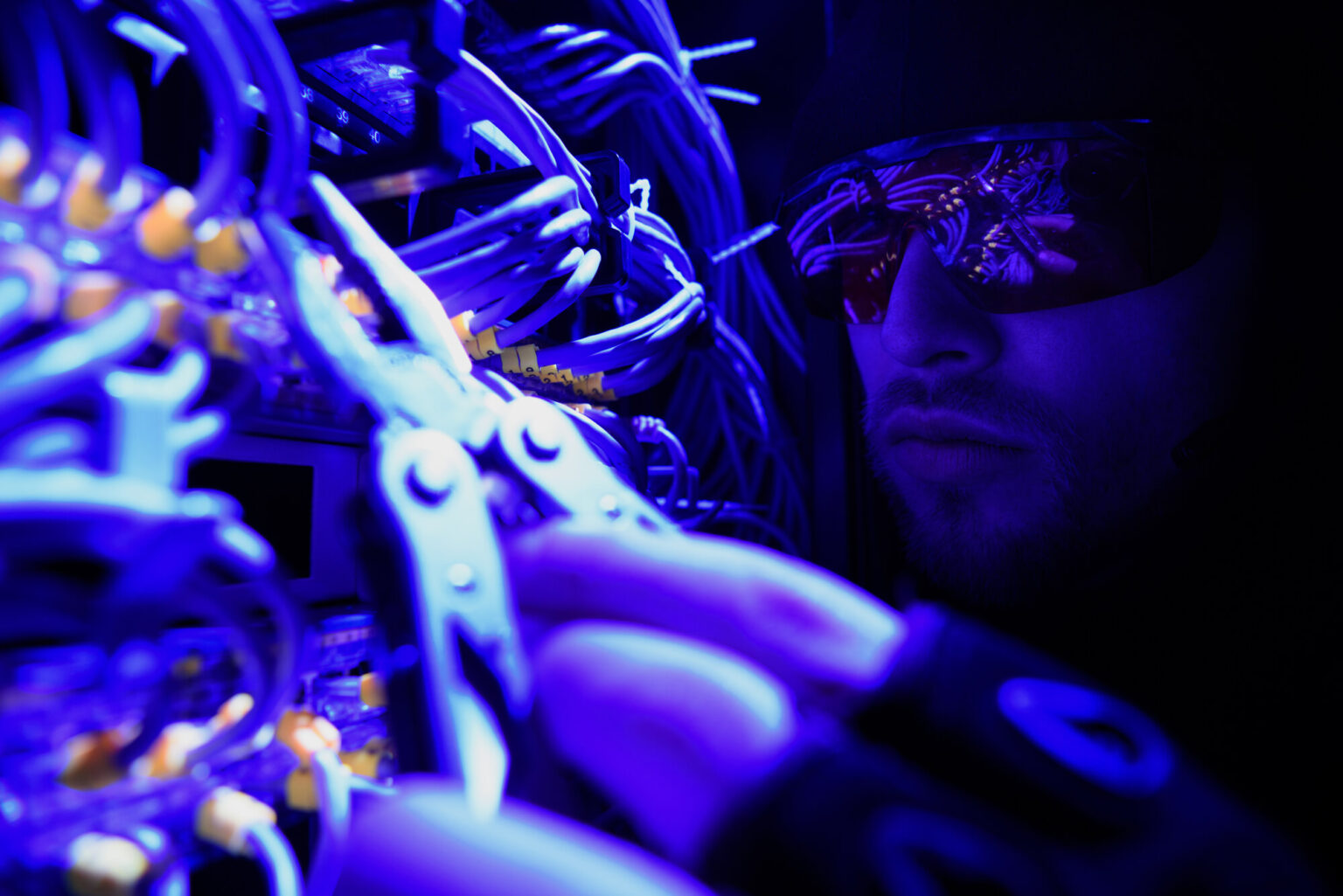 Über 100 Mio. USD in einer Woche durch Krypto-Exploits verloren exploit depeg stablecoin