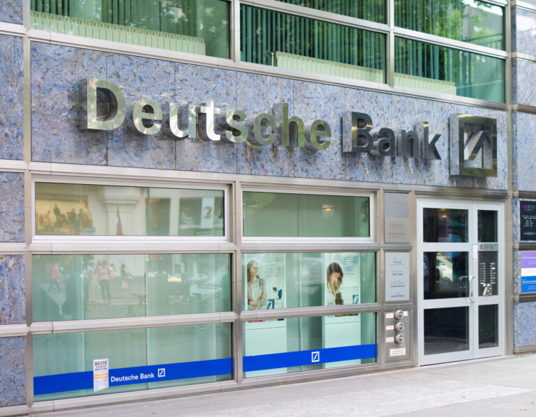 Deutsche Bank erwartet Einbruch des Tether-Stablecoins Deutsche Bank erwartet Einbruch des Tether-Stablecoins