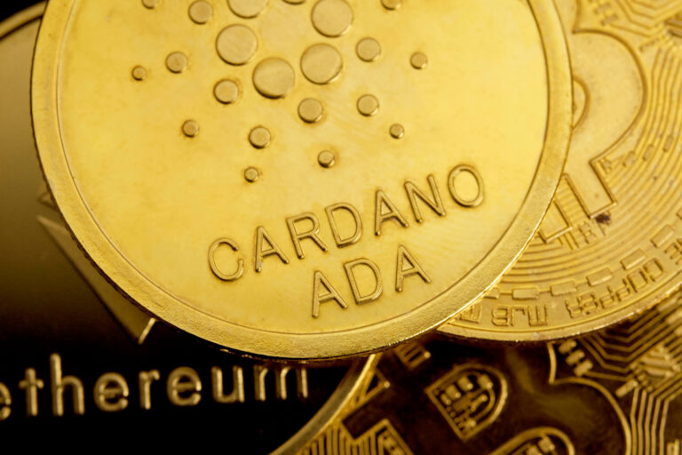 Cardano Chang Hard Fork macht ADA zu einem Governance Token Das Chang-Upgrade macht Cardano zu einer dezentralen, von der Community verwalteten Blockchain unter Verwendung des ADA-Token.